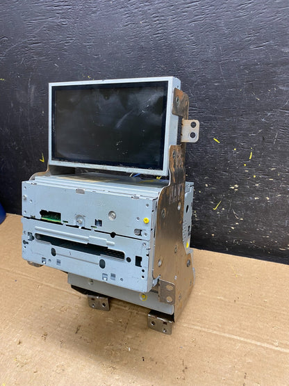 2008 - 2009 Nissan Maxima M35 M37 Screen Radio CD Navigation W9571 DG3