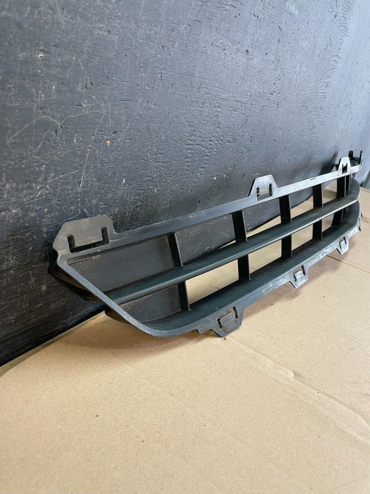 2010 to 2012 Lincoln MKZ Front Bumper Cover Grille Grill AD83092