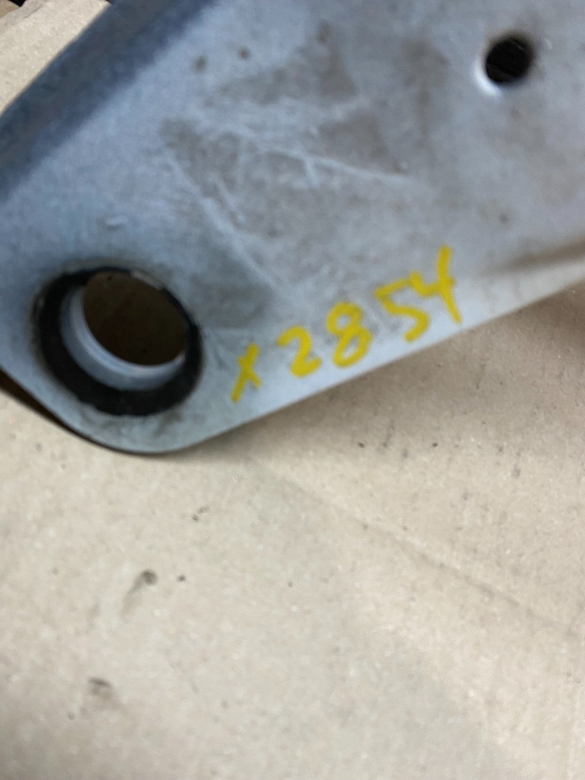 2020 to 2023 Ford Explorer Left Driver LH Upper Tic Bar Oem X2854 DG6