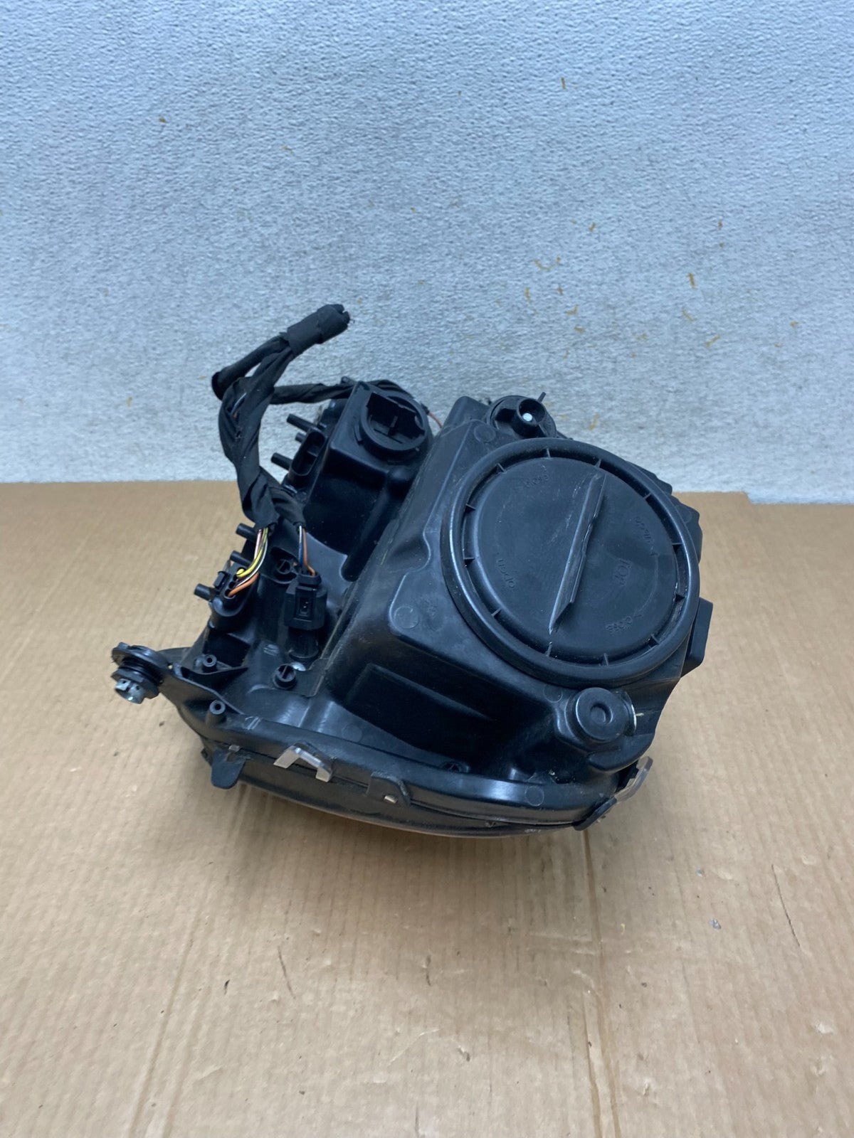 Halogen 2006-2009 Mercedes-Benz ML Class Right Passenger Headlight TYC AI5745 DW6