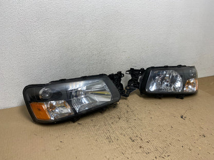 2003 2004 Subaru Forester Left+Right Headlights Halogen AF7100 DW2