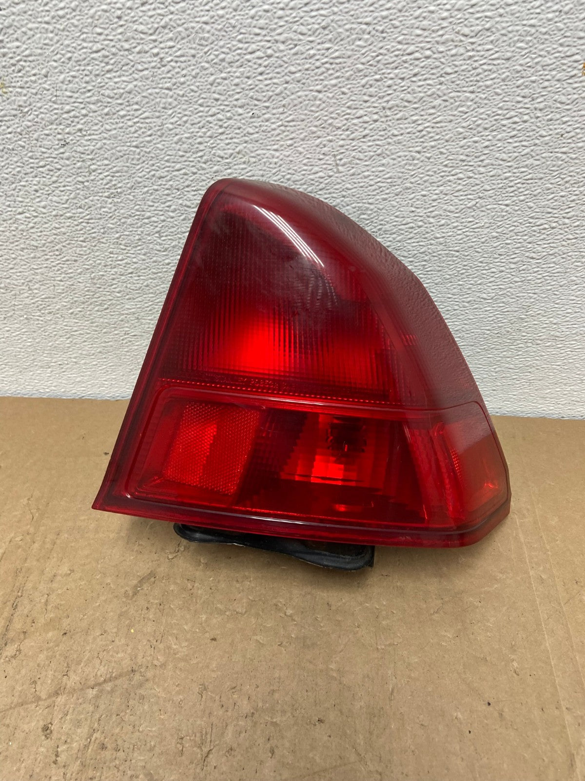 2001 2002 Honda Civic Sedan Right Passenger Rh Side Tail Light AC7283 LK0