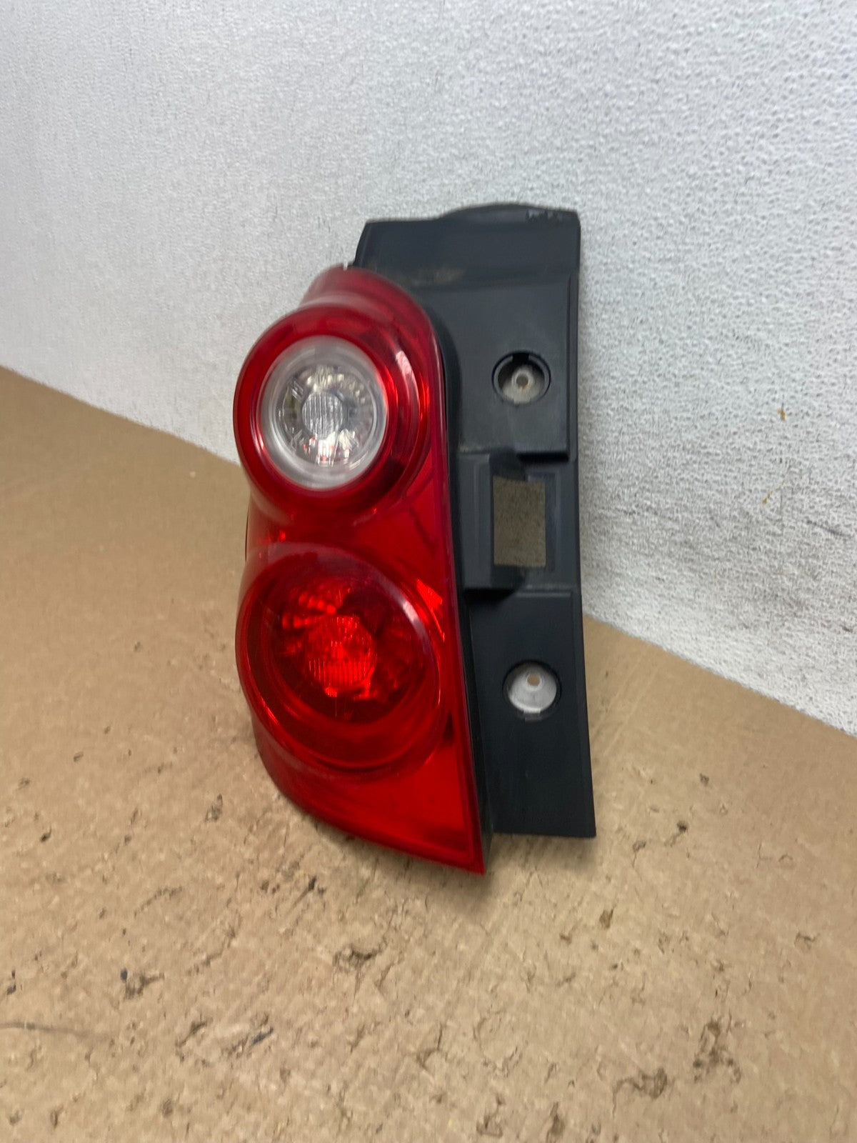 2010 to 2015 Chevrolet Equinox Left Driver Lh Side Tail Light AF8371 DW1