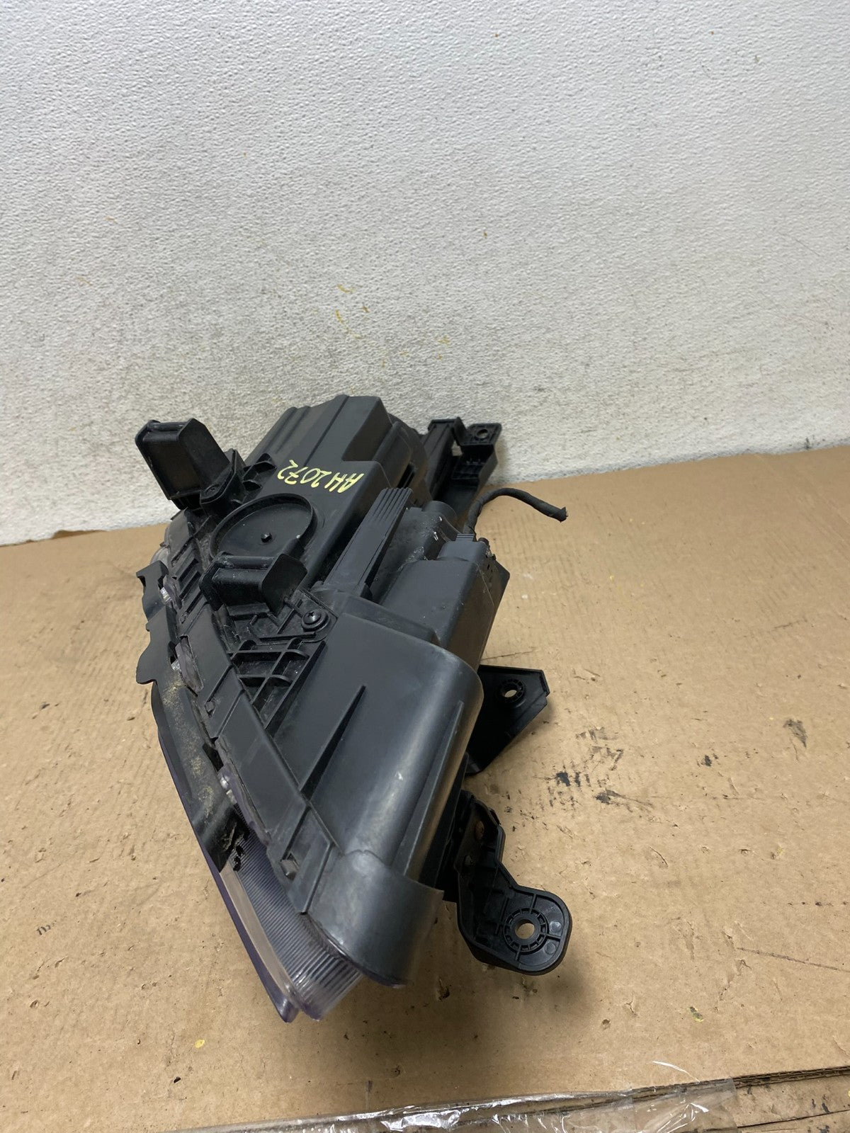2015 to 2017 Hyundai Sonata Hybrid Left Driver Side Halogen Headlight AH2072 PS9