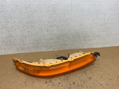 2004 - 2006 Chevrolet Aveo Right Passenger RH Turn Signal Oem Q8160 DG0