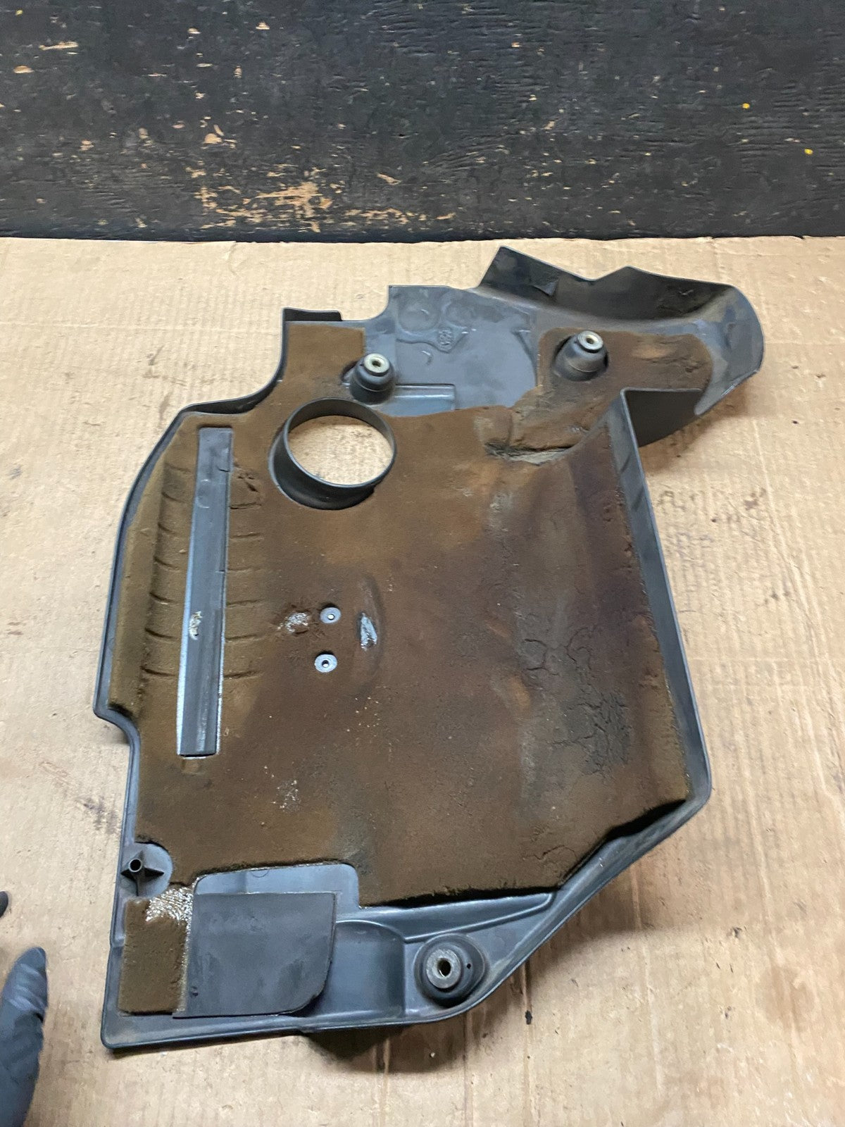 2007 to 2013 Nissan Altima 2.5 L Engine Cover T4052 DG6