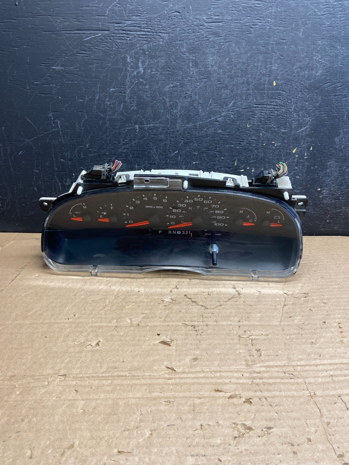 2006 Ford E350 Gauge Speedometer Cluster af2149 DG0