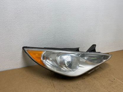 2011 - 2014 Hyundai Sonata Right Passenger Rh Side Headlight Halogen AD0685 DW2
