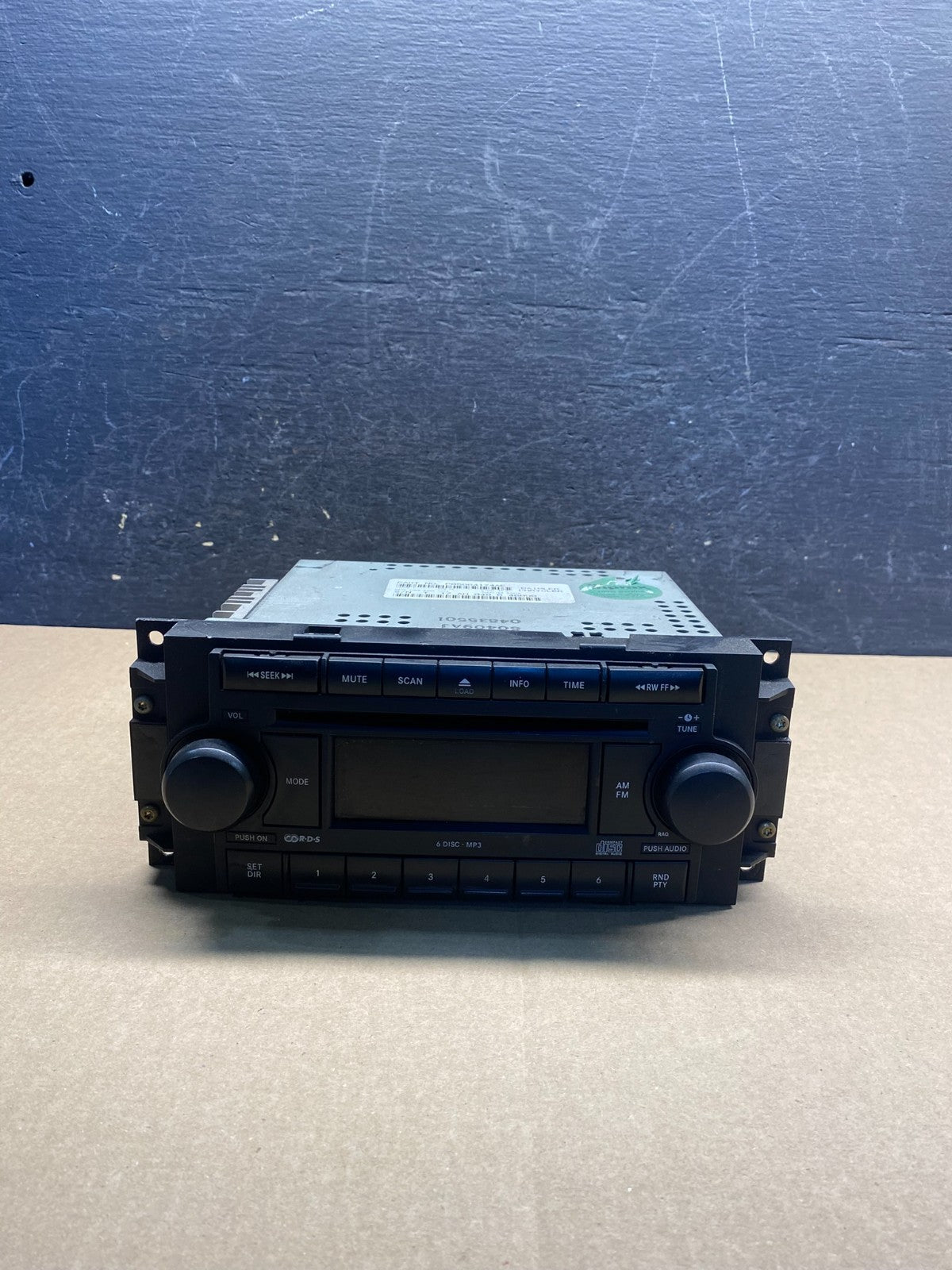 2007-2012 Chrysler Dodge Jeep Ram Radio CD MP3 AUX Receiver ag4002 DG0