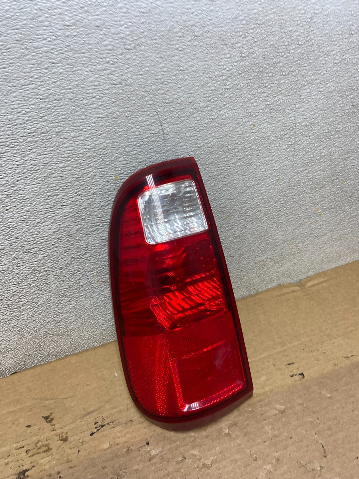 2008 to 2016 Ford F-250 F250 Left Driver LH Side Tail Light Oem AB5306 LK2