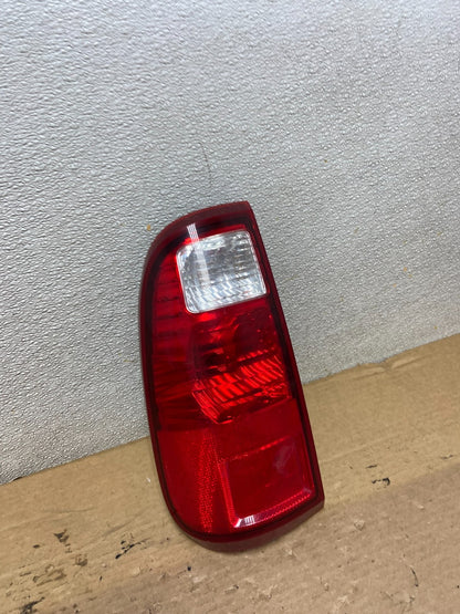 2008 to 2016 Ford F-250 F250 Left Driver LH Side Tail Light Oem AB5306 LK2