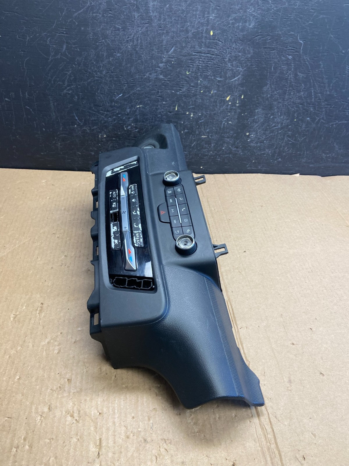2020 to 2023 Ford Explorer A/C Heater Climate Control Panel ae4218 DG2