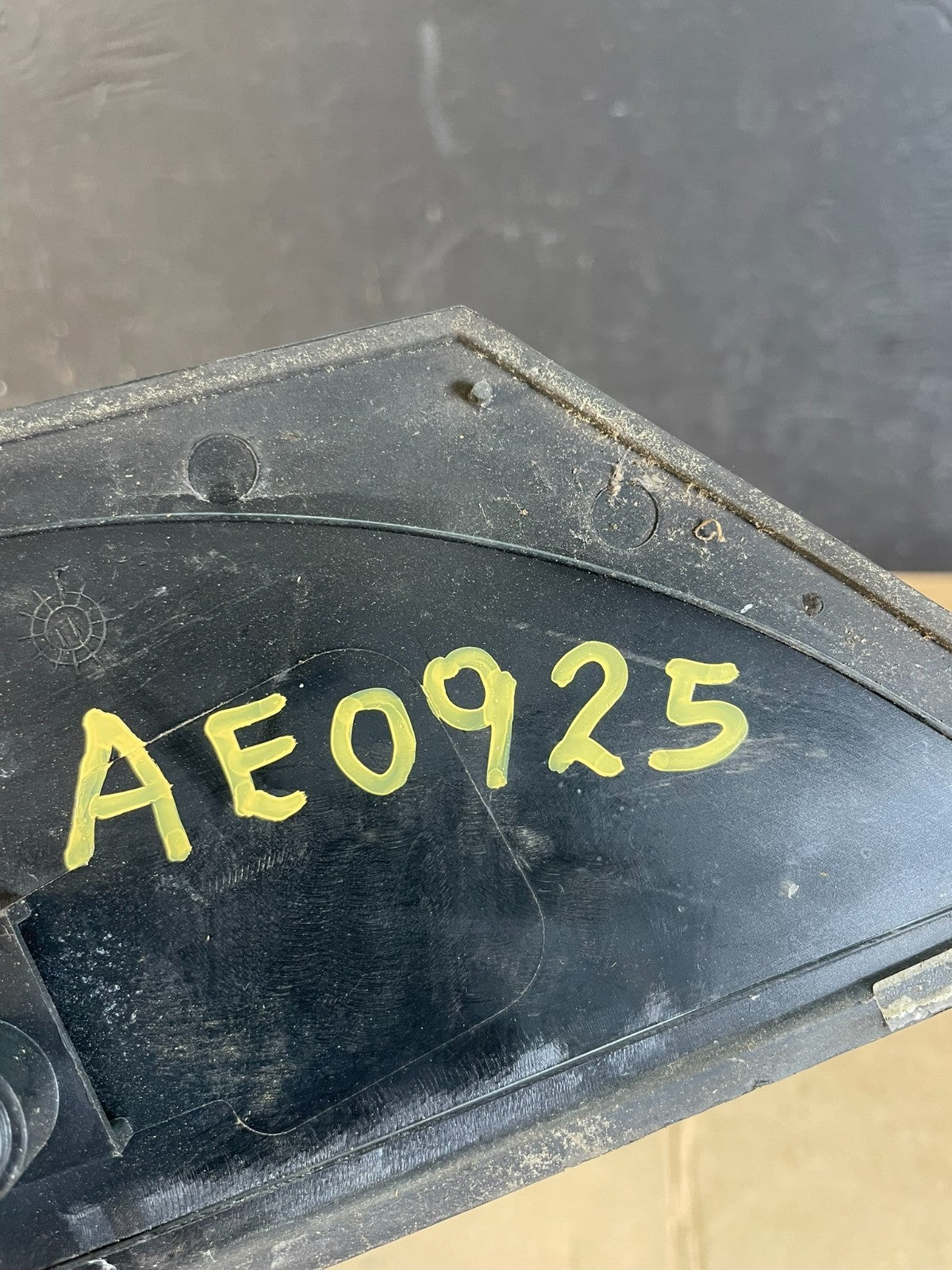 2011 to 2014 Toyota Sienna Right Passenger RH View Door Mirror AE0925 DW11