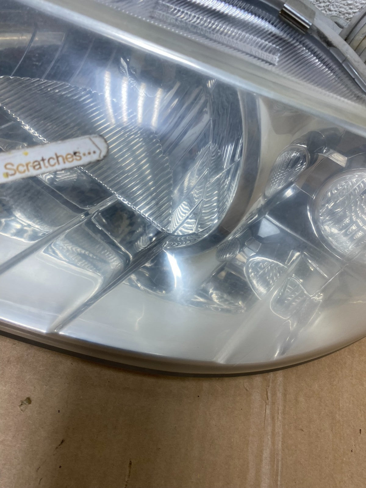2004 - 2006 Chevrolet Aveo Hatchback Left+Right Headlights Halogen AI8872 DW4