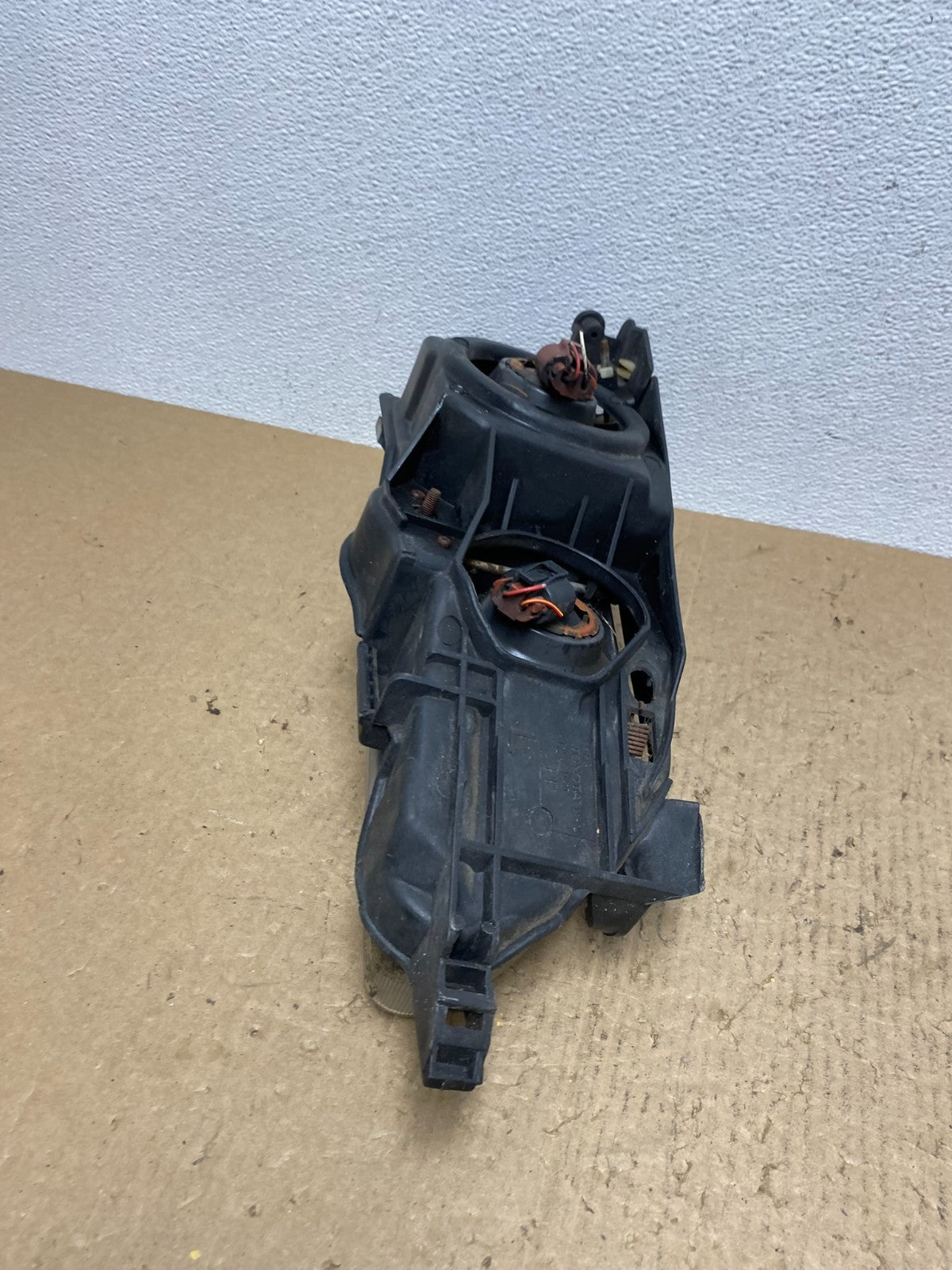 1993 to 1997 Toyota Corolla Left Driver LH Side Headlight AC1579 DW5