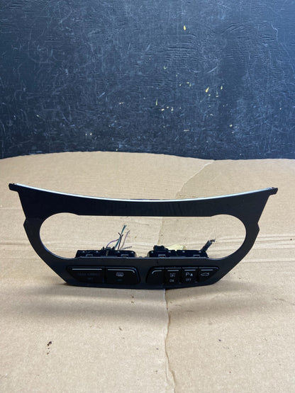 2013 to 2016 Ford Escape Climate Control Trim Panel W/ Switches AF1805 DG0