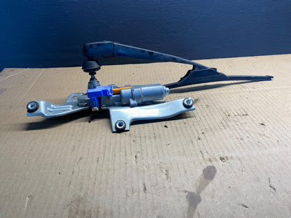 2009 to 2013 Subaru Forester Rear Windshield Washer Wiper Motor AB41821