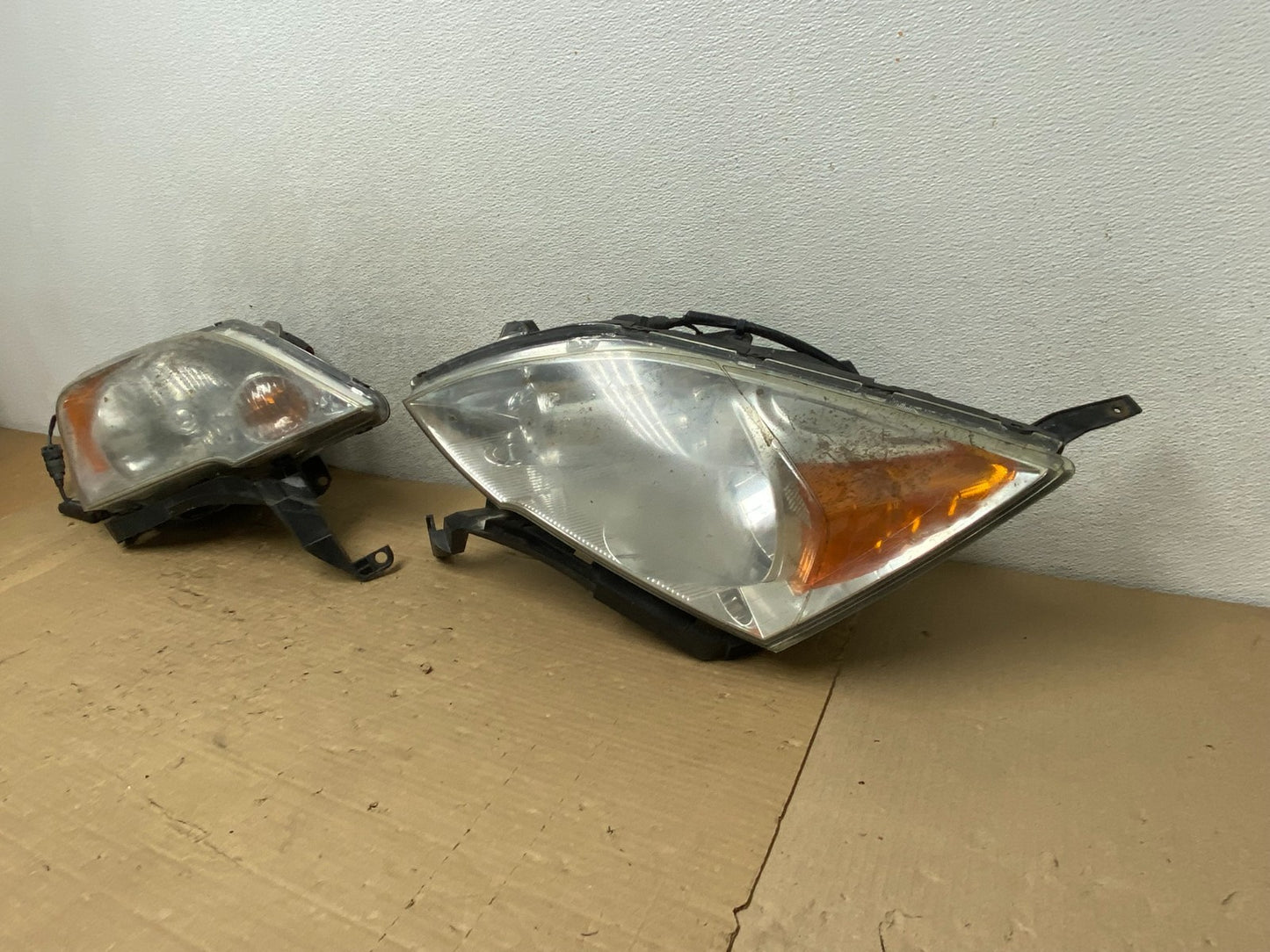 2007 to 2011 Honda CR-V Crv Left+Right Side Headlights Halogen AG8273 DW2