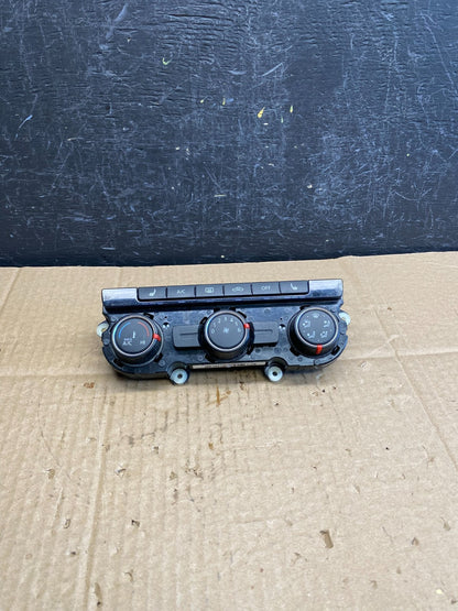 2013-2015 Volkswagen Tiguan Front Center Console Climate Control AC9500 DG0