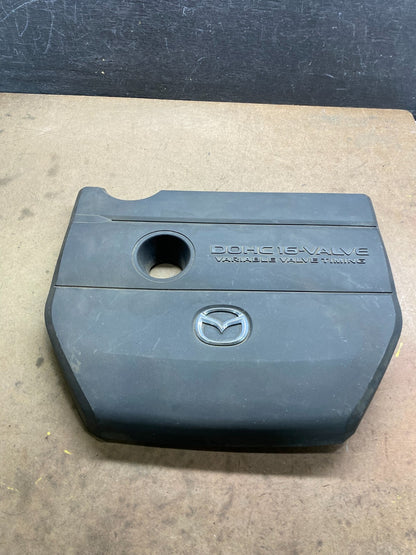 2004 to 2009 Mazda 3 DOHC 16 VALVE Engine Shield Top Cover M3116 PS0