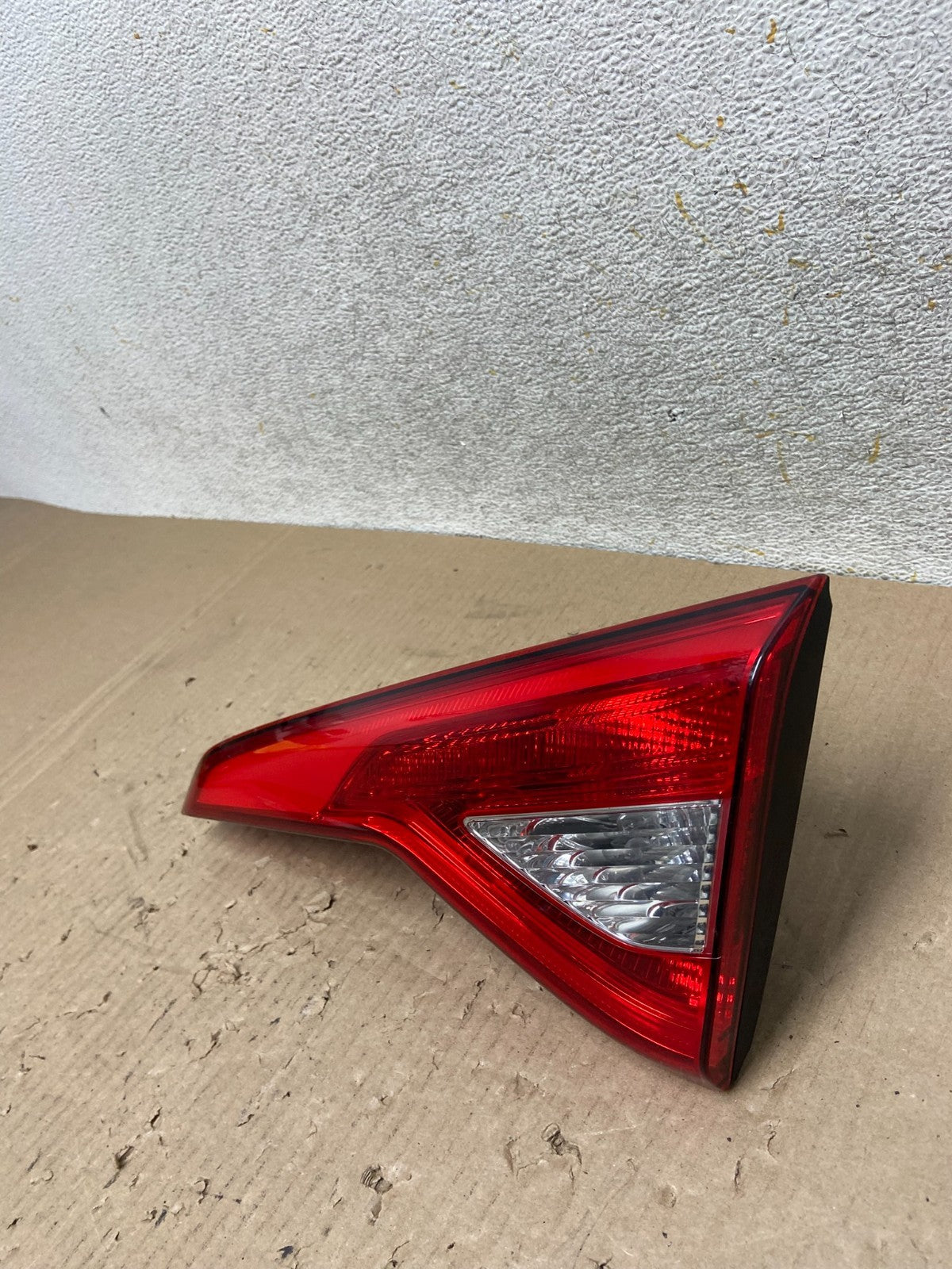 2015 2016 2017 Hyundai Sonata Right Passenger RH Inner Tail Light AJ1802 LK1