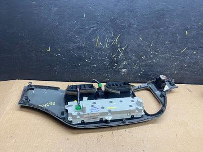 2005 to 2010 Honda Odyssey  Radio Climate Control Dash Trim Bezel Z4258 DG5