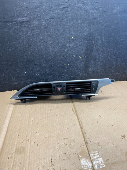 2012 to 2017 Audi A6 A7 Center Dashboard Air Vent ah5667 DG0