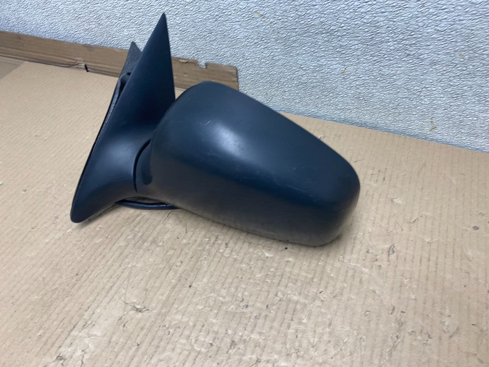 2003 to 2011 Left Driver LH View Heat Door Mirror U2669 DG1