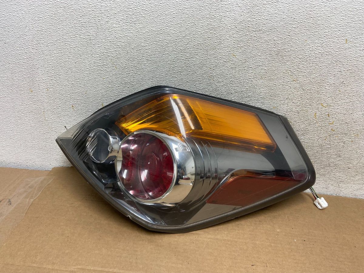 2007 to 2012 Nissan Altima Right Passenger Rh Side Tail Light AH3111 DW0