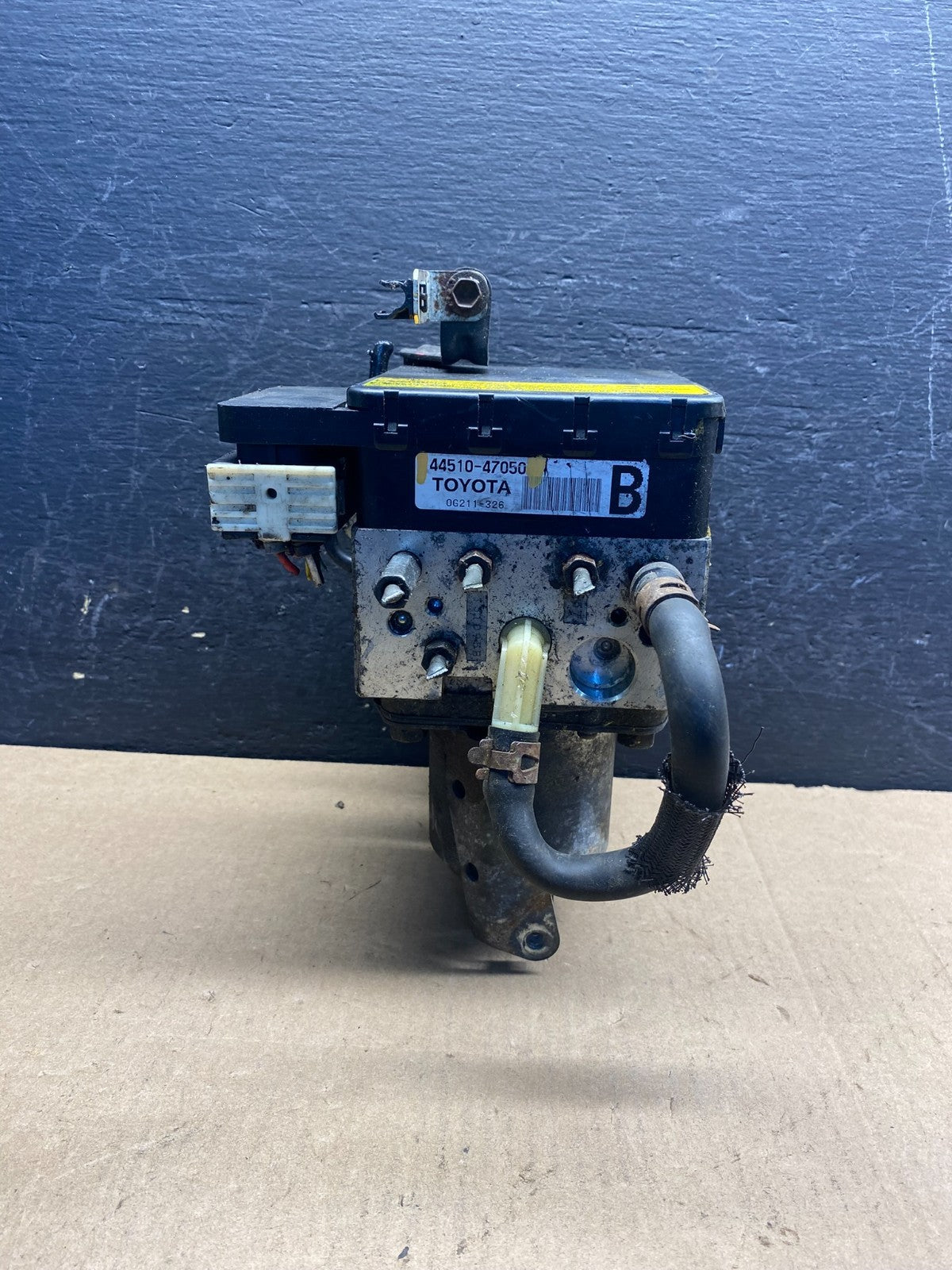 2004 - 2009 Toyota Prius ABS Brake Pump Anti Lock Module AE7476 DW1