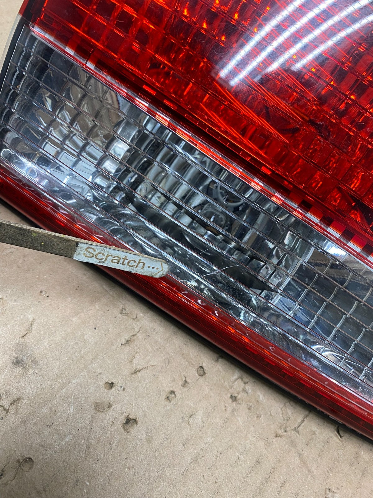 2001 2002 2003 Toyota Sienna Left Driver Lh Side Inner Tail Light U8188 DW3