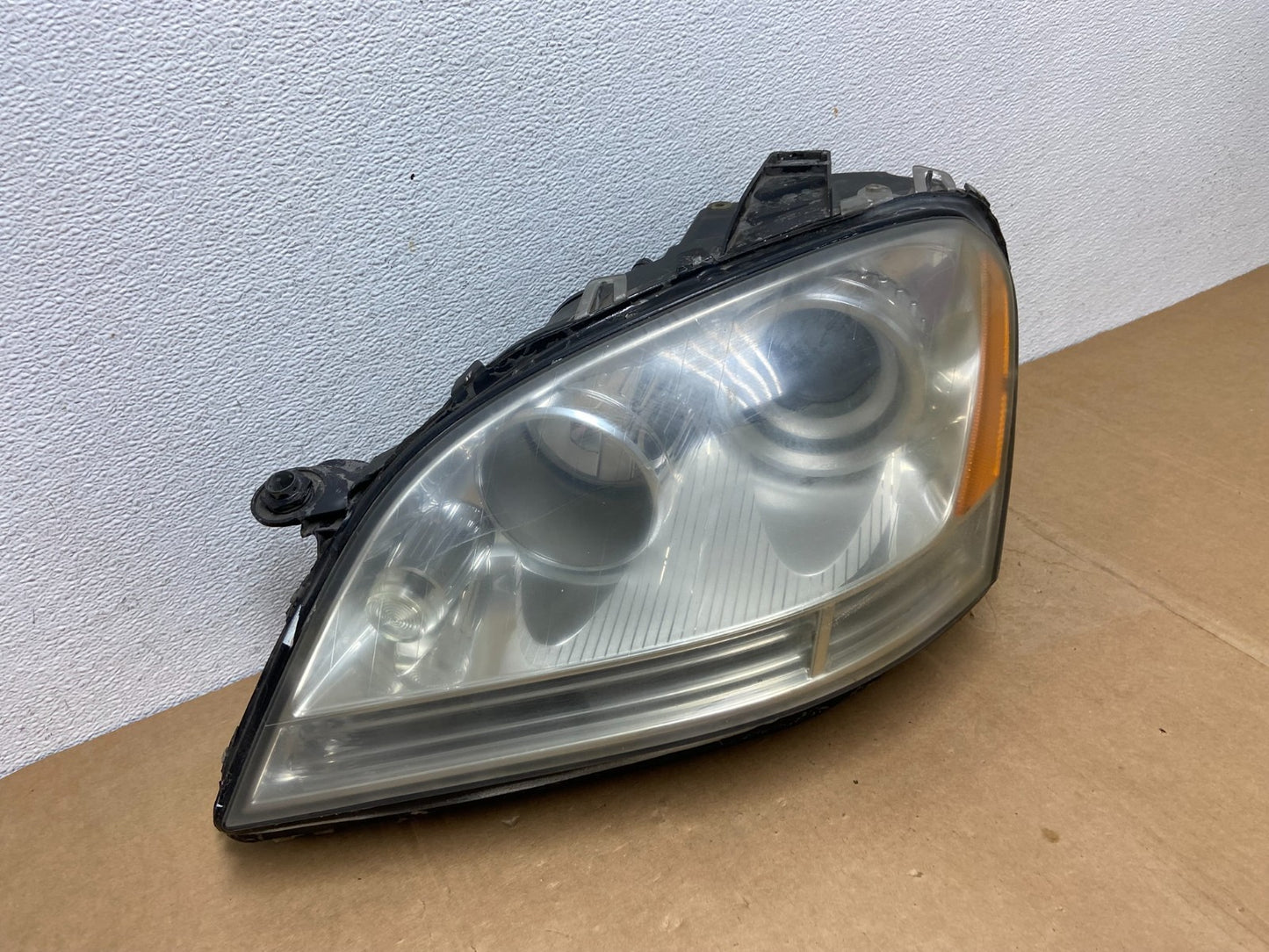 Halogen 2006-2009 Mercedes-Benz ML-Class Headlight Left Driver LH AC8380 DW2