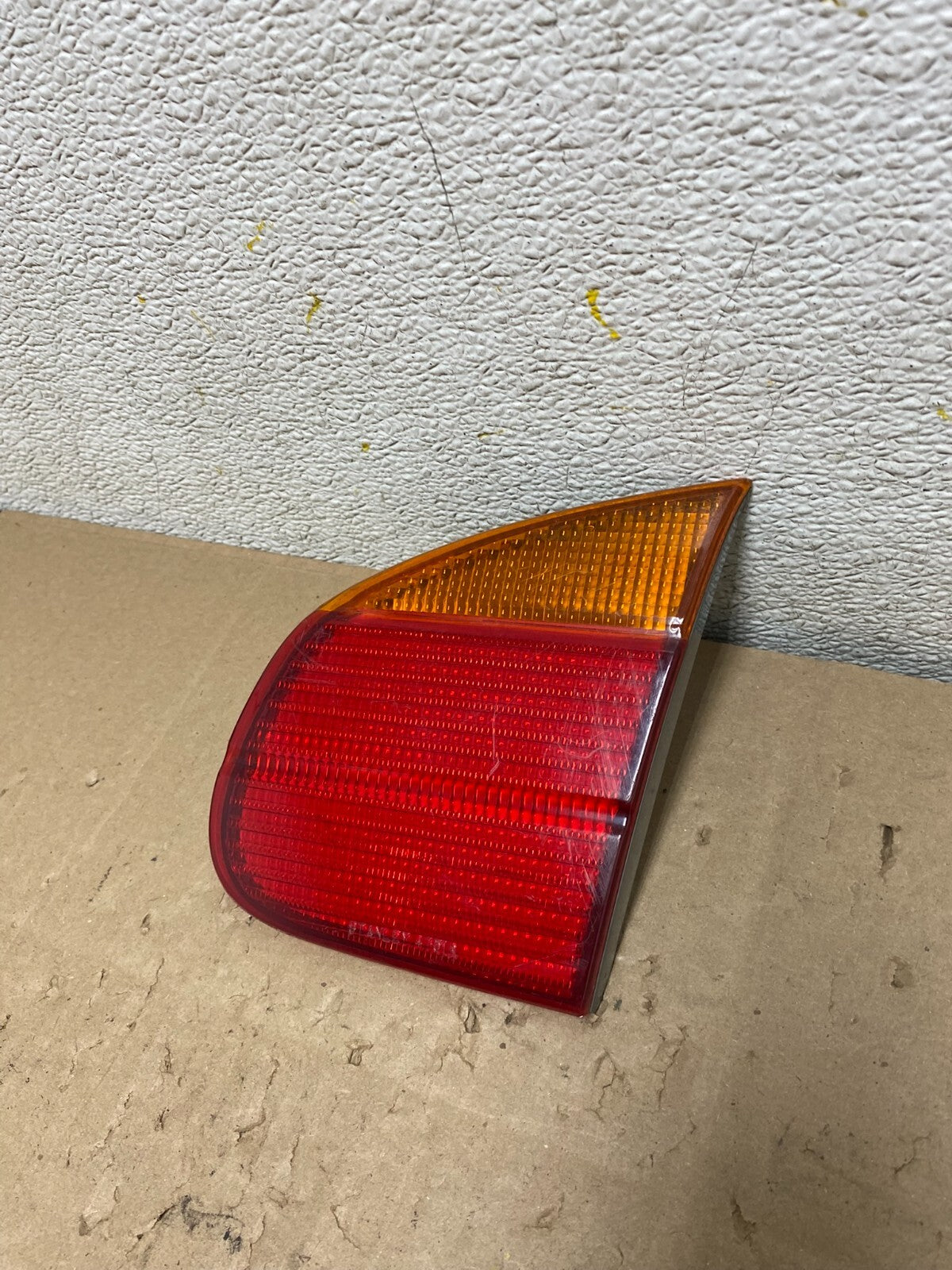 1998 to 2002 Chevrolet Prizm Right Passenger Rh Side Inner Tail Light OEM N35211