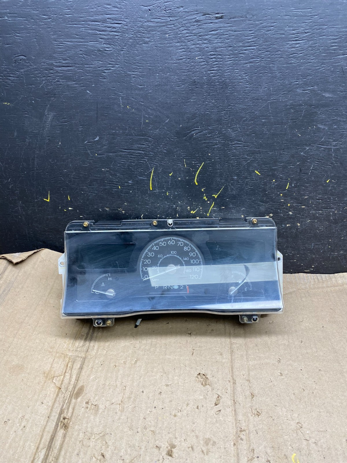 1998 to 2002 Lincoln Town Car Speedometer Gauge Cluster x6027 DG0