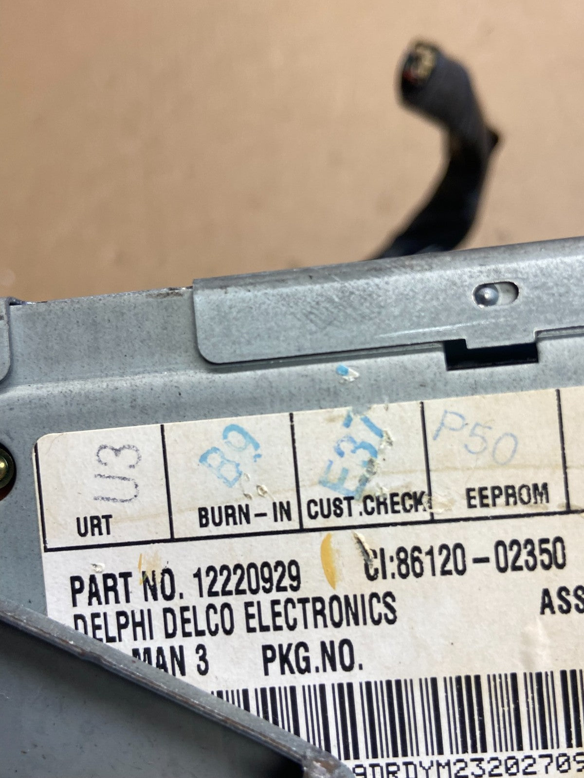 2003 - 2008 Pontiac Vibe GMC 6 Disc AM FM Radio Player Receiver AE4383 DG4