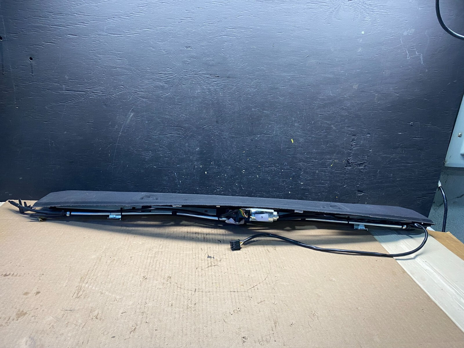 2012-2017 Mercedes W218 CLS550 Rear Window Sun Shade Roller Blind Trim O6807 DG1