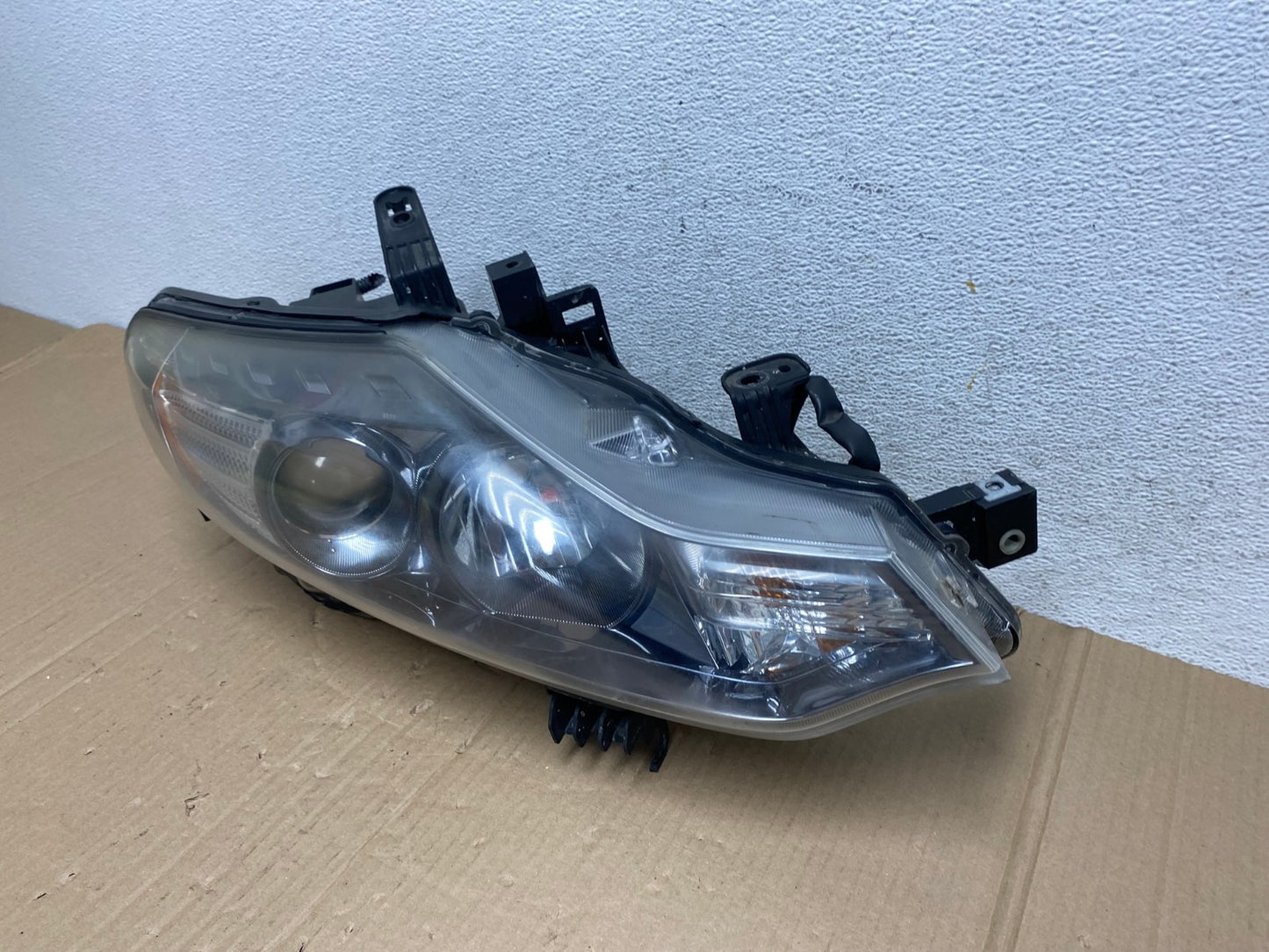 2011 to 2014 Nissan Murano Headlight Right Passenger Rh Halogen AE8940 LK1