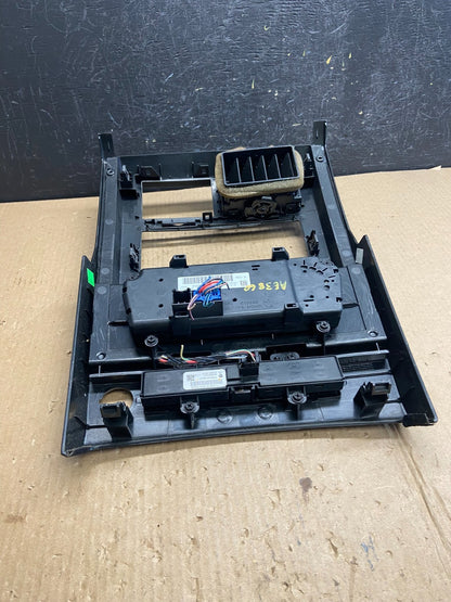 2008 to 2012 Jeep Liberty Dash Climate Temperature Control Radio Bezel AE3860 DG4