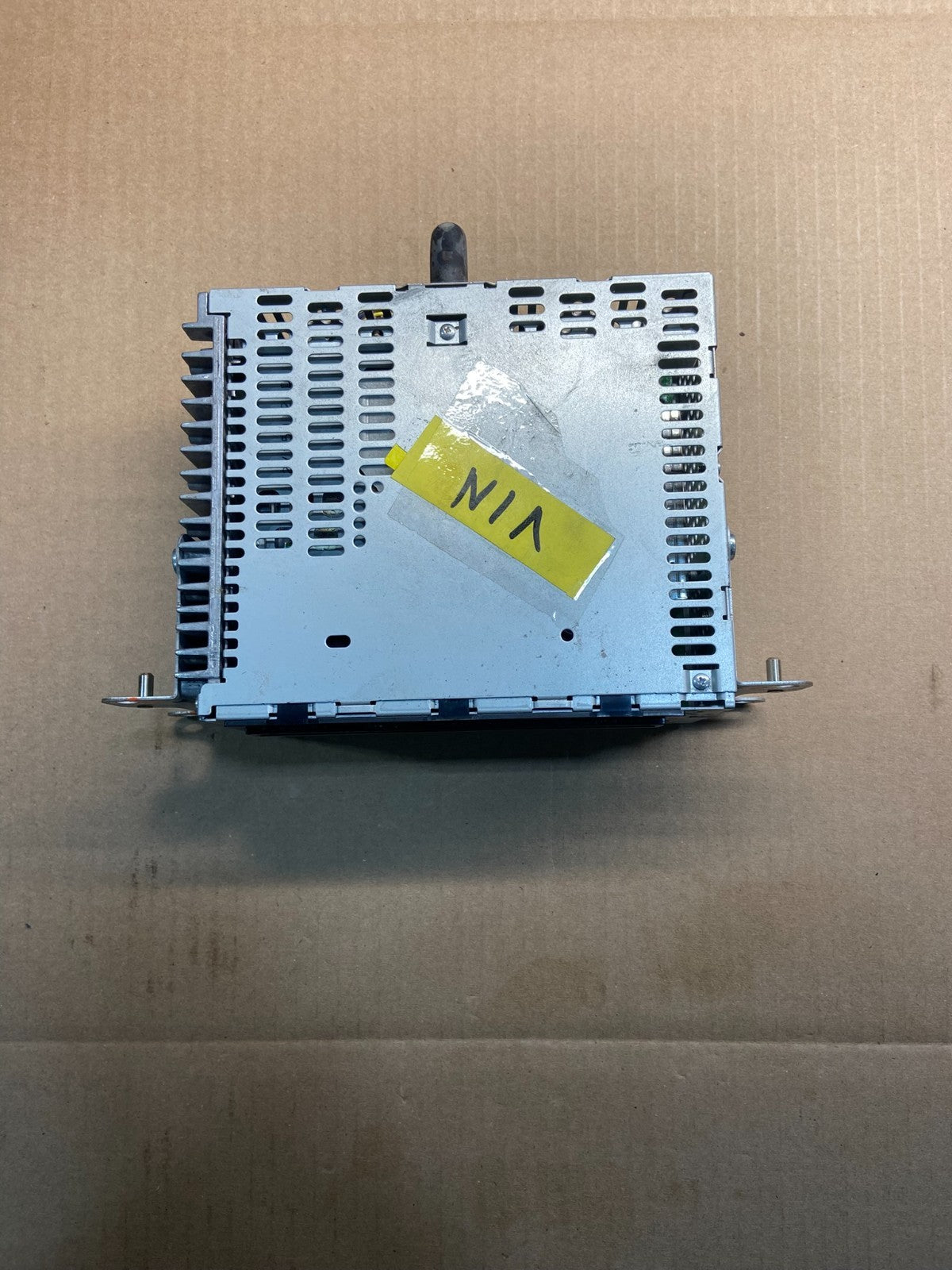 2013 to 2014 Ford Edge AM/FM Radio Reciever OEM y7552 DG4
