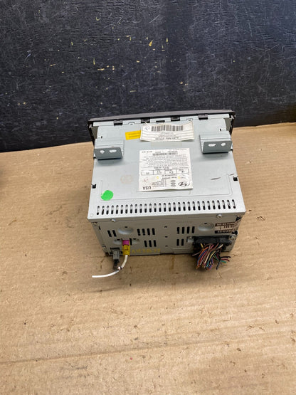 2009 to 2012 Hyundai Santa Fe AM/FM Radio CD Player AH3877 DG3