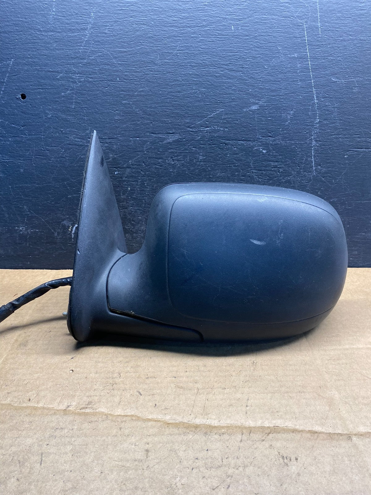 2003-2006 Chevrolet Tahoe Suburban Left Driver LH Turn Door Mirror ad7279 DG0