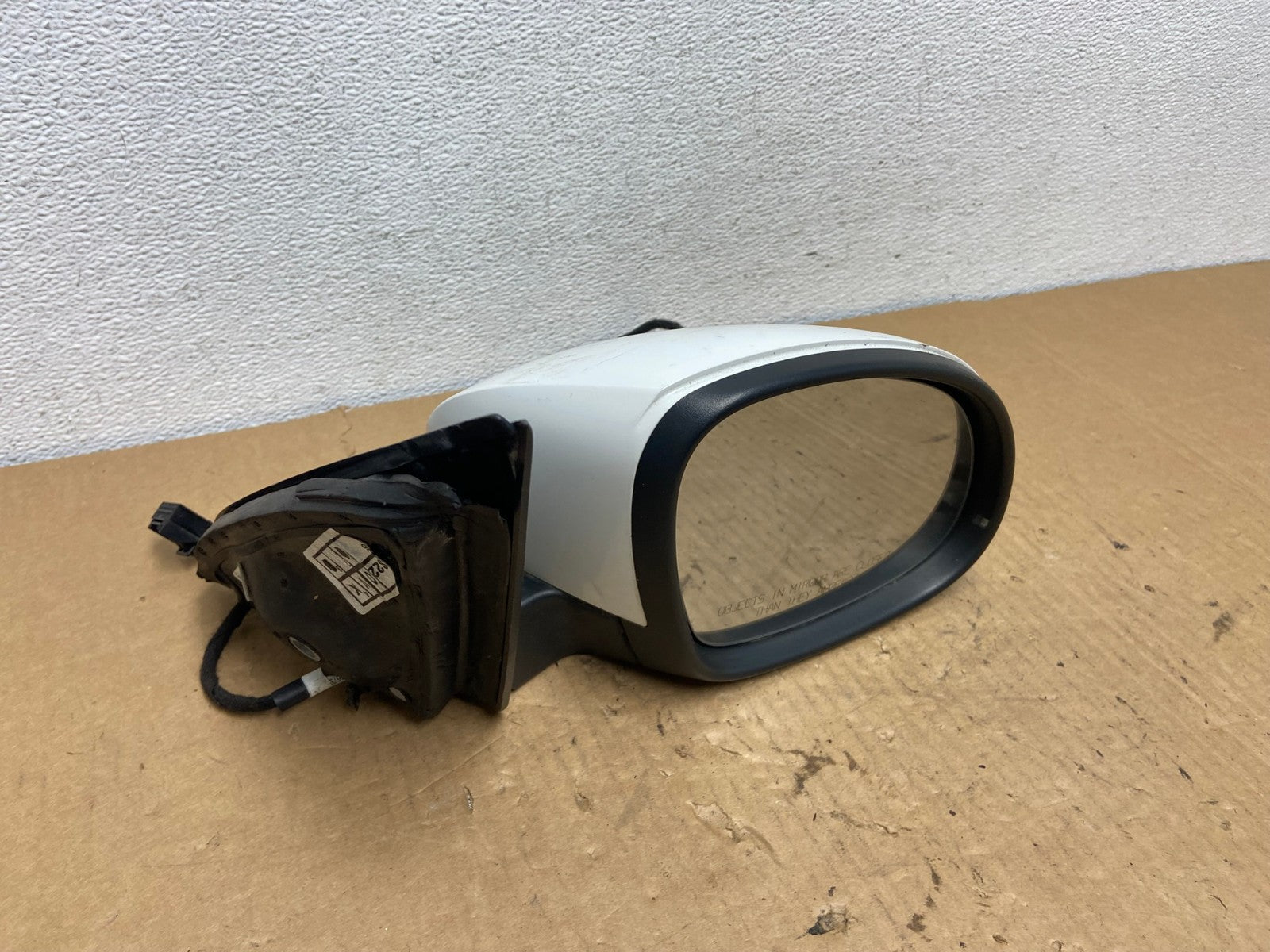 2009 to 2018 Volkswagen Tiguan Left Driver LH View Door Mirror AC7681 LK7