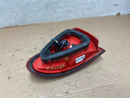 2003 2004 2005 Chevrolet Cavalier Right Passenger RH Tail Light OEM ab0287 DG4