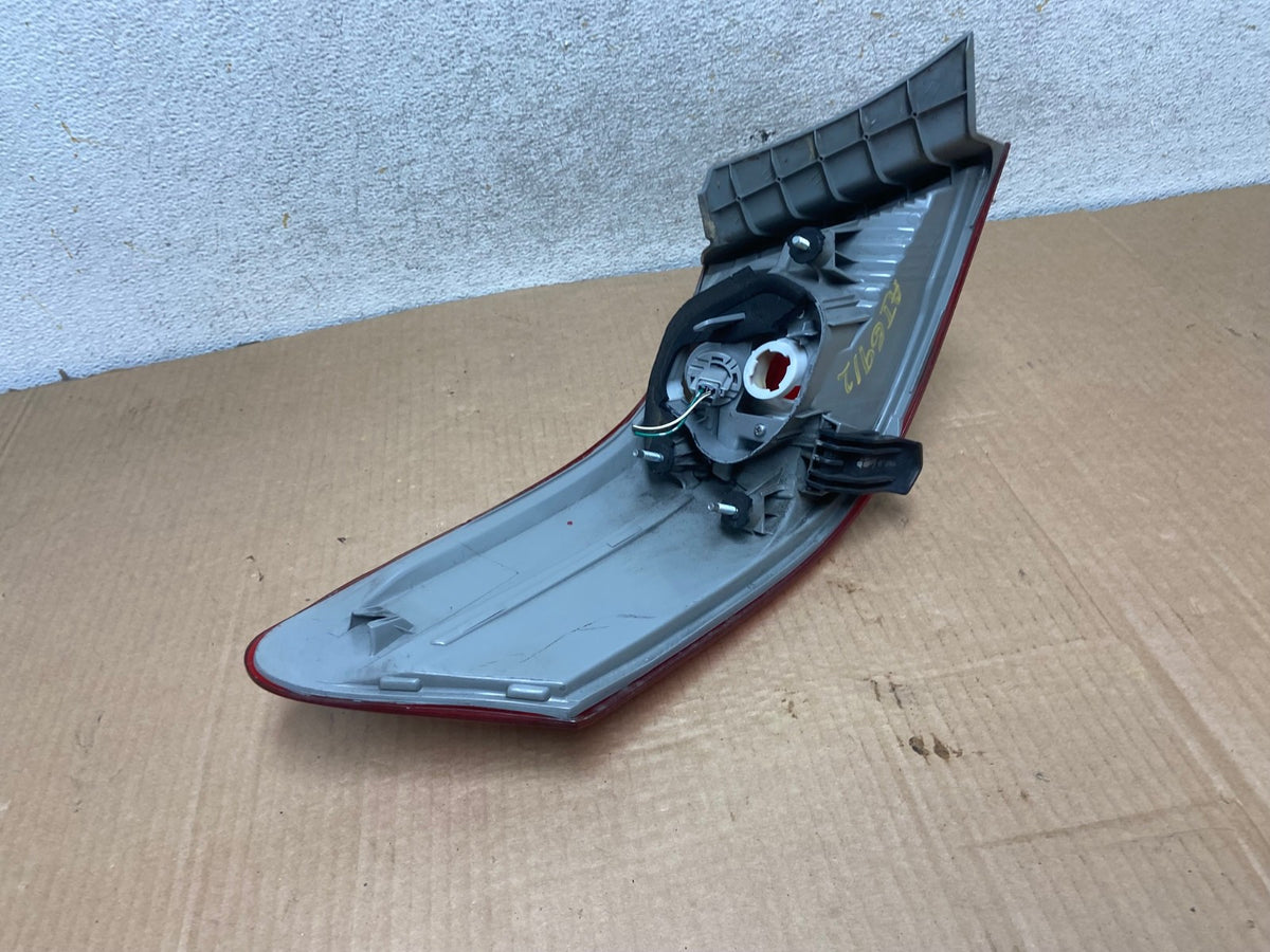 2007 2008 2009 Toyota Camry Right Passenger Side Tail Light AI6912 LK5