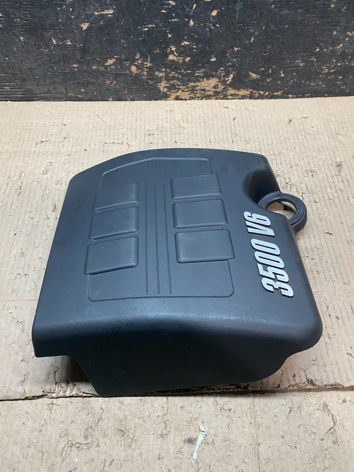 2005 to 2006 Chevrolet Malibu 3.5L Engine Cover Plastic Motor Shield X8287 DG3