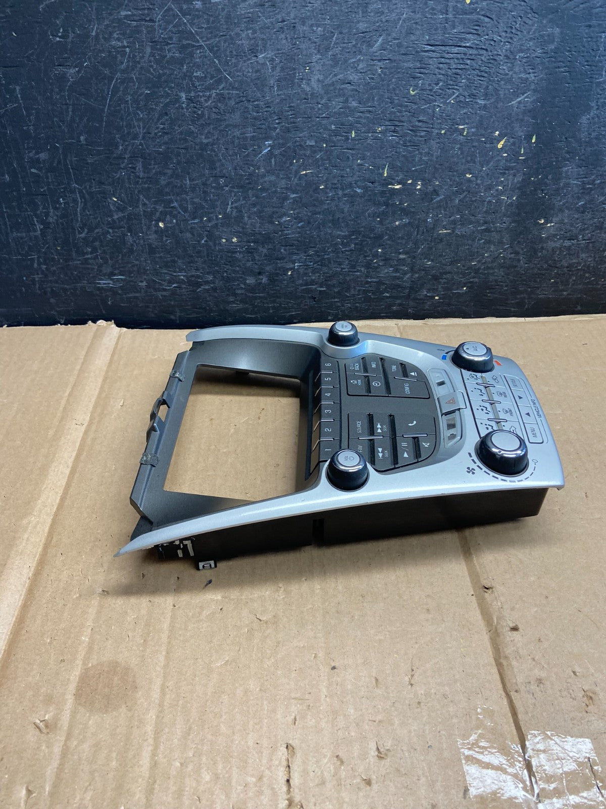 2012-2015 Chevy Equinox Terrain Radio Face Climate Control Panel Bezel AH5559 DW1