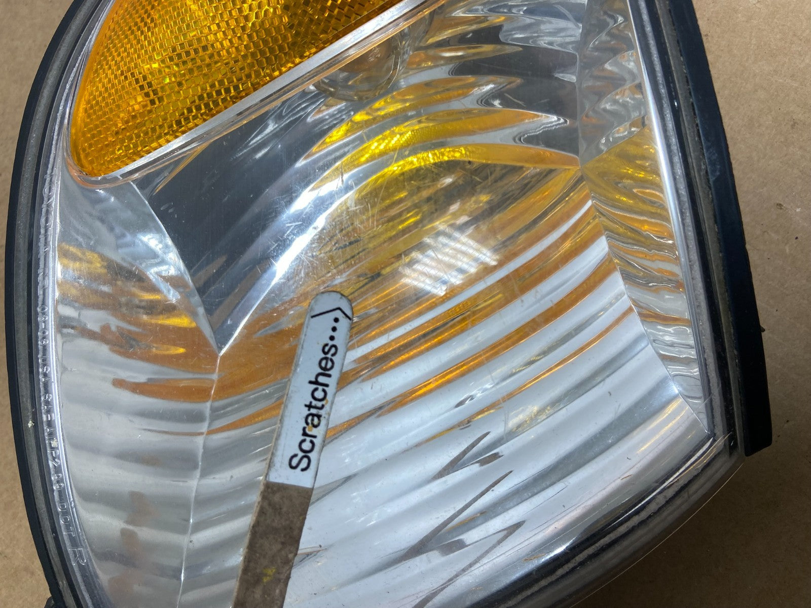 2001 to 2003 Toyota Sienna Turn Signal Right Passenger RH Lamp AC1687 DW3