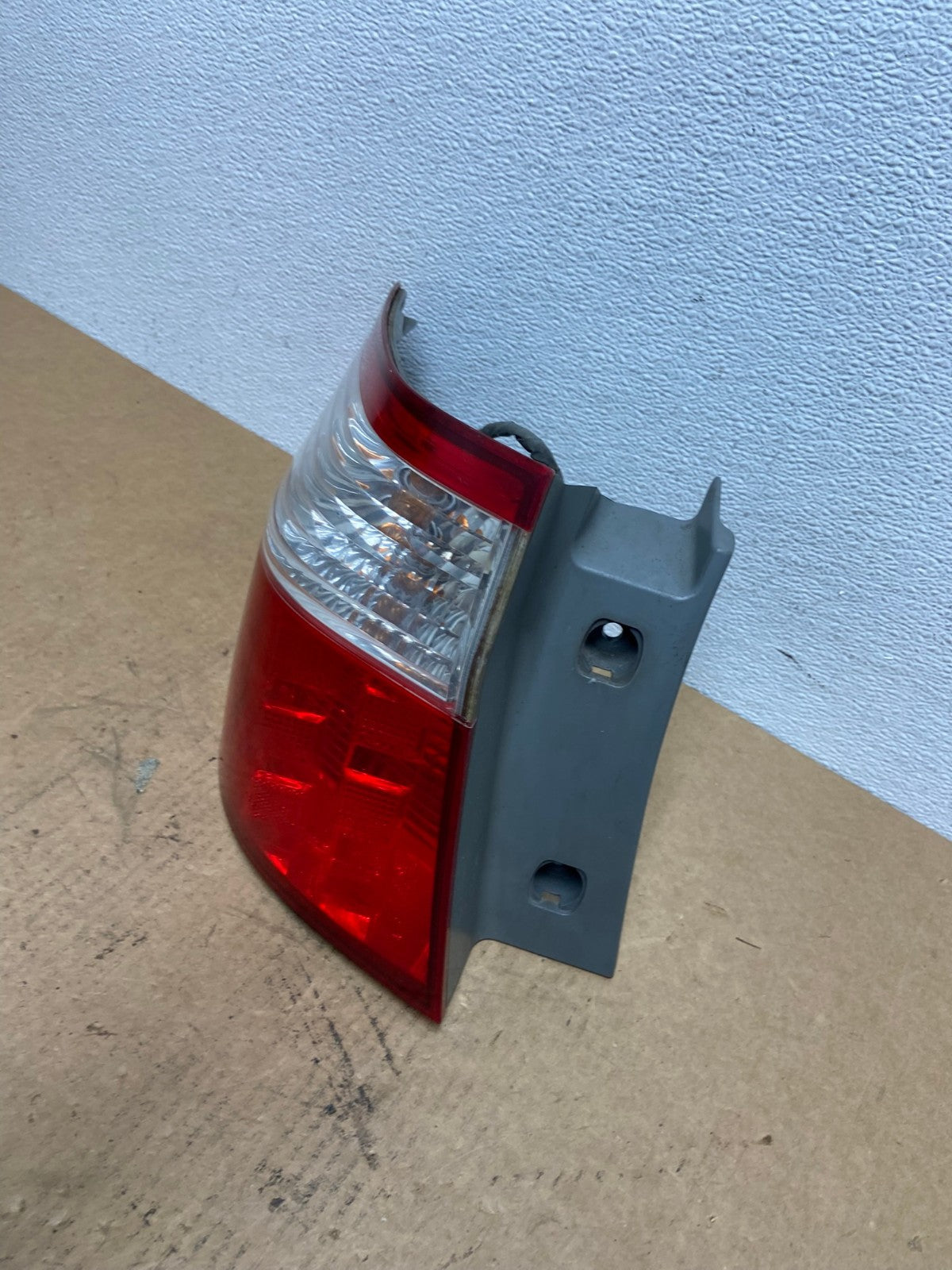2005 2006 2007 Honda Odyssey Left Driver LH Side Tail Light AC2970 LK1