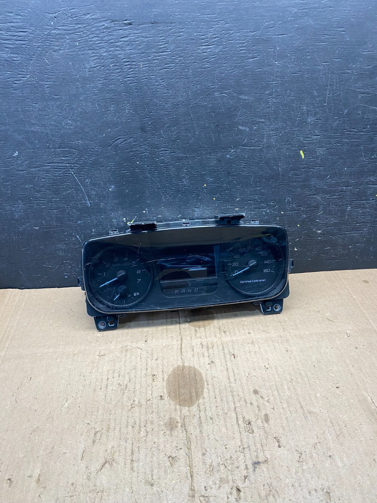 2016 Ford Taurus Speedometer Instrument Cluster Gauges OEM p0027 DG0