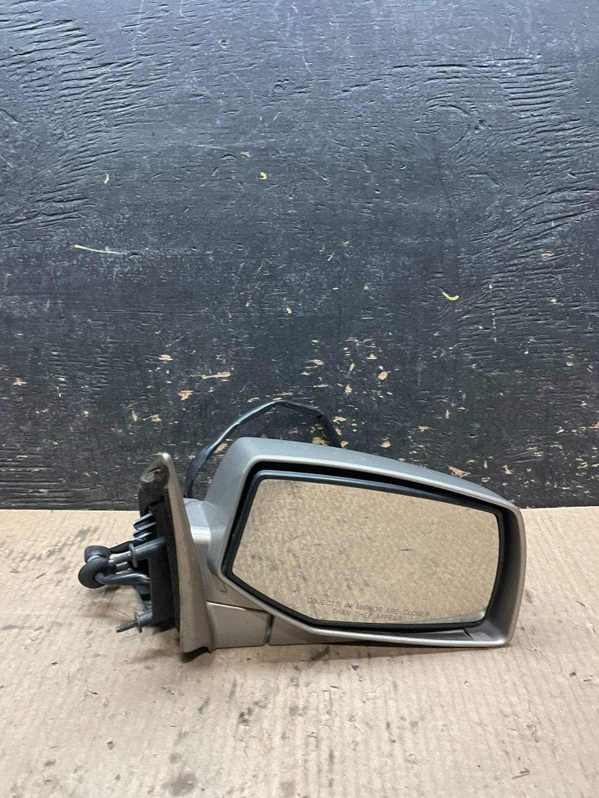 2004 to 2009 Cadillac SRX Right Passenger Rh Side View Door Mirror Oem Y1585 MS8